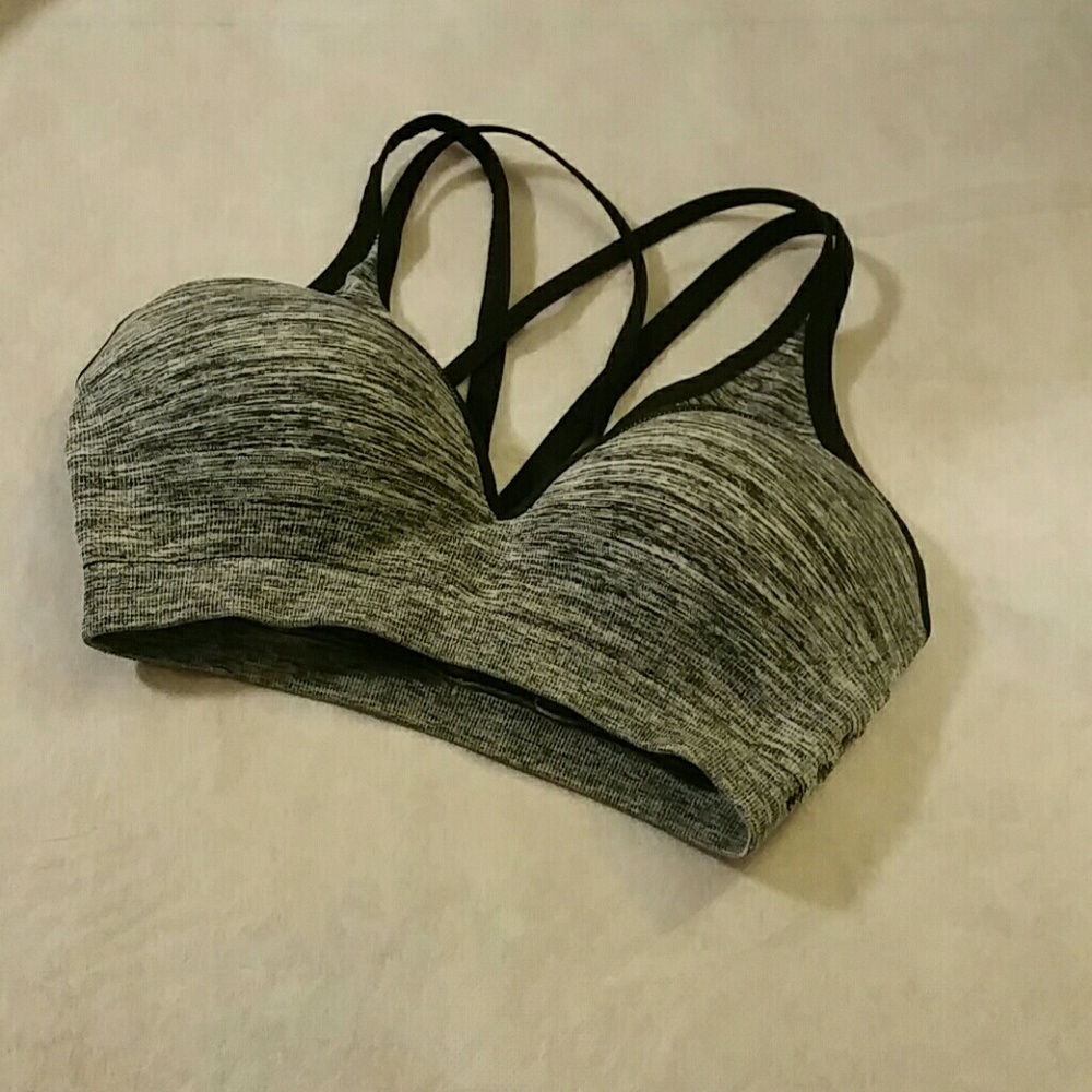 Criss-cross top sports bra